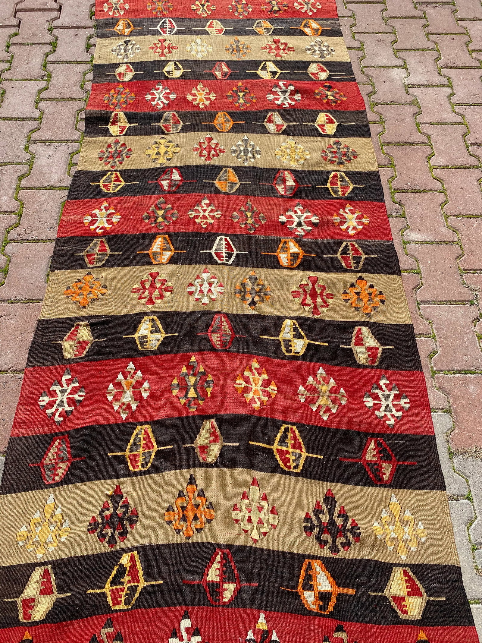 1970s Cabin Style Turkish Stripe Desing Oushak Kilim Long Runner Rug - 8