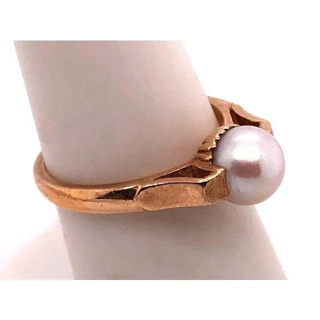 14 Karat Yellow Gold B & F Pearl Ring - 9
