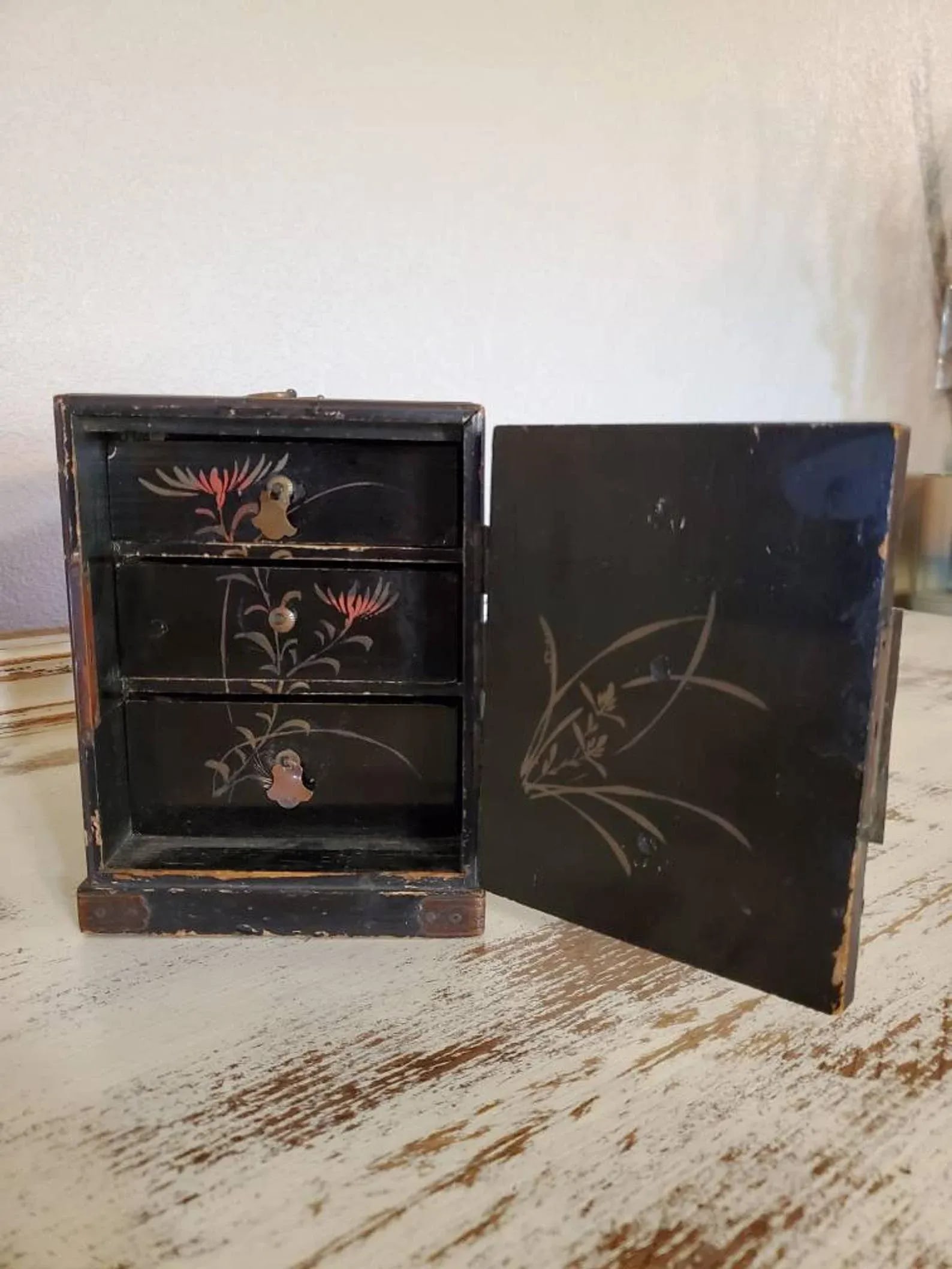 Antique Japanese Export Victorian Era Black Lacquered Wooden Jewelry Box Small Tabletop Cabinet With - 11