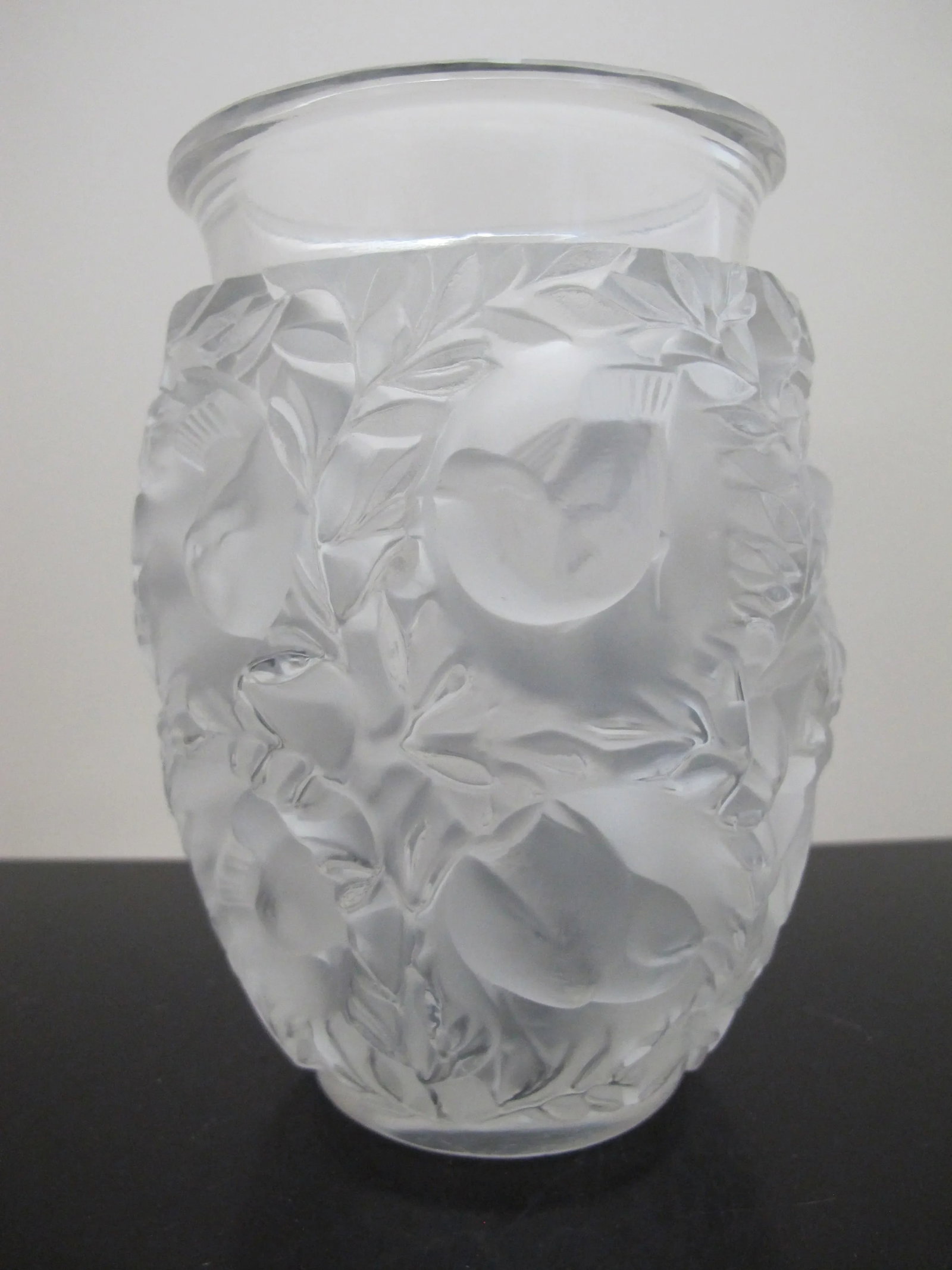 Lalique France Frosted Crystal Bagatelle Sparrow Bird Leaves Art 6 3/4" Vase - 5