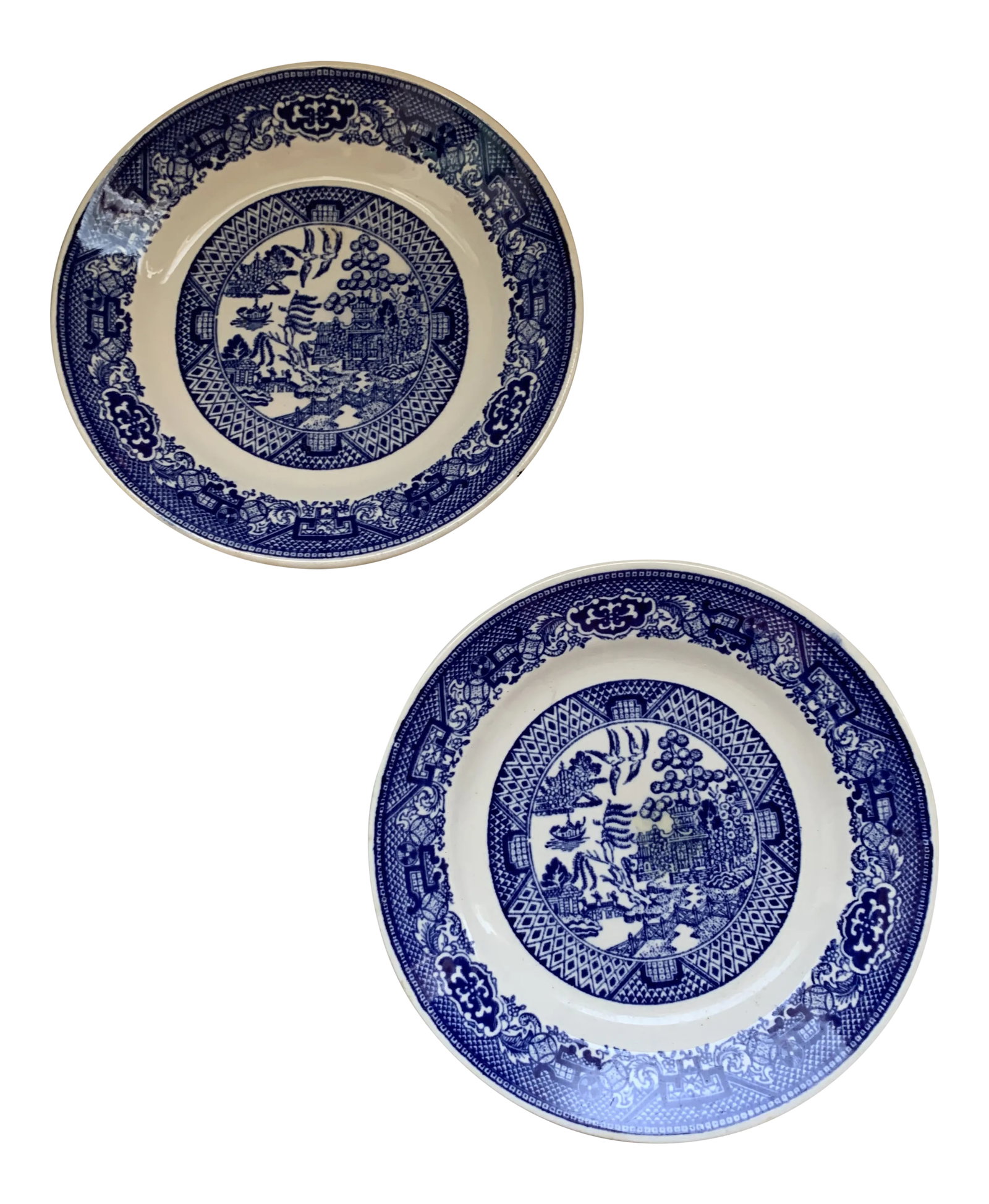 Porcelain Blue & White Blue Willow Plates, Pair (1 of 13)