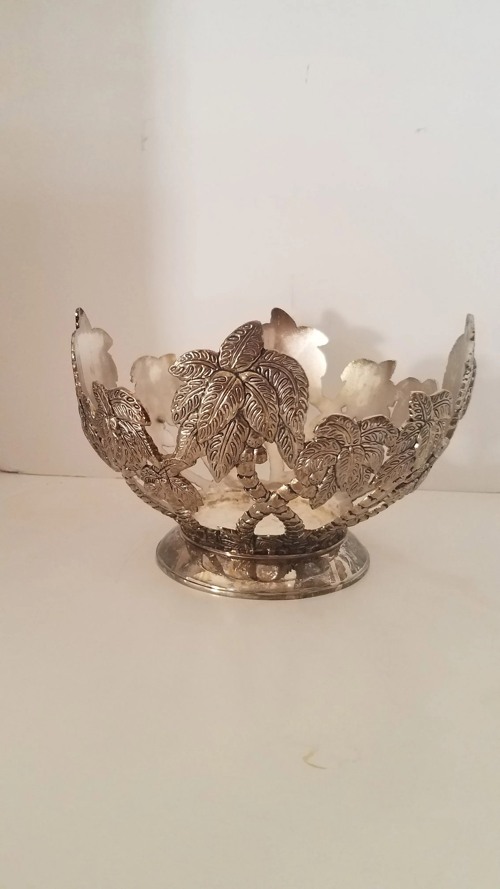 Vintage Godinger Silverplate Coconut Tree Design W/ Frosted Glass Bowl Insert - 3