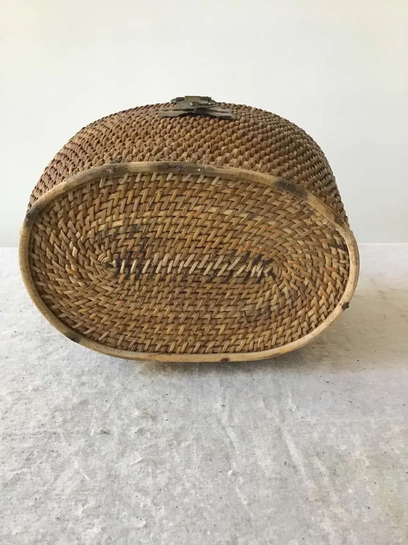1920s Chinese Wicker and Brass Lunch Basket - 4