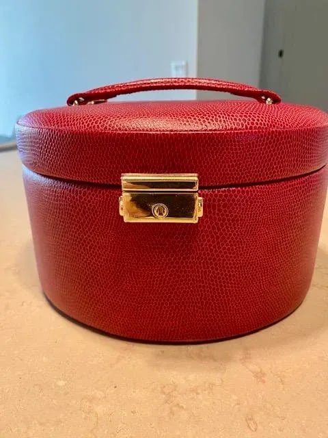 Vintage Wolf Leather Jewelry Box, Pebbled Red, Brand New - Never Used, Lock & Key, Mirror - 10
