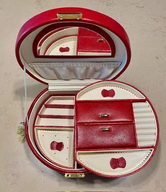 Vintage Wolf Leather Jewelry Box, Pebbled Red, Brand New - Never Used, Lock & Key, Mirror - 6