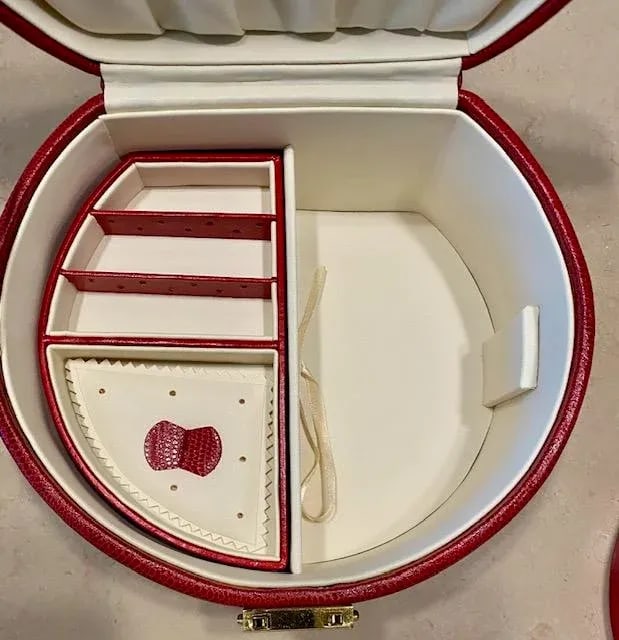 Vintage Wolf Leather Jewelry Box, Pebbled Red, Brand New - Never Used, Lock & Key, Mirror - 7