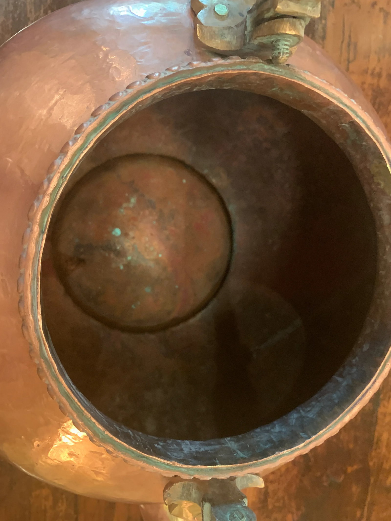 Large Vintage Copper Pot With Handle - 6