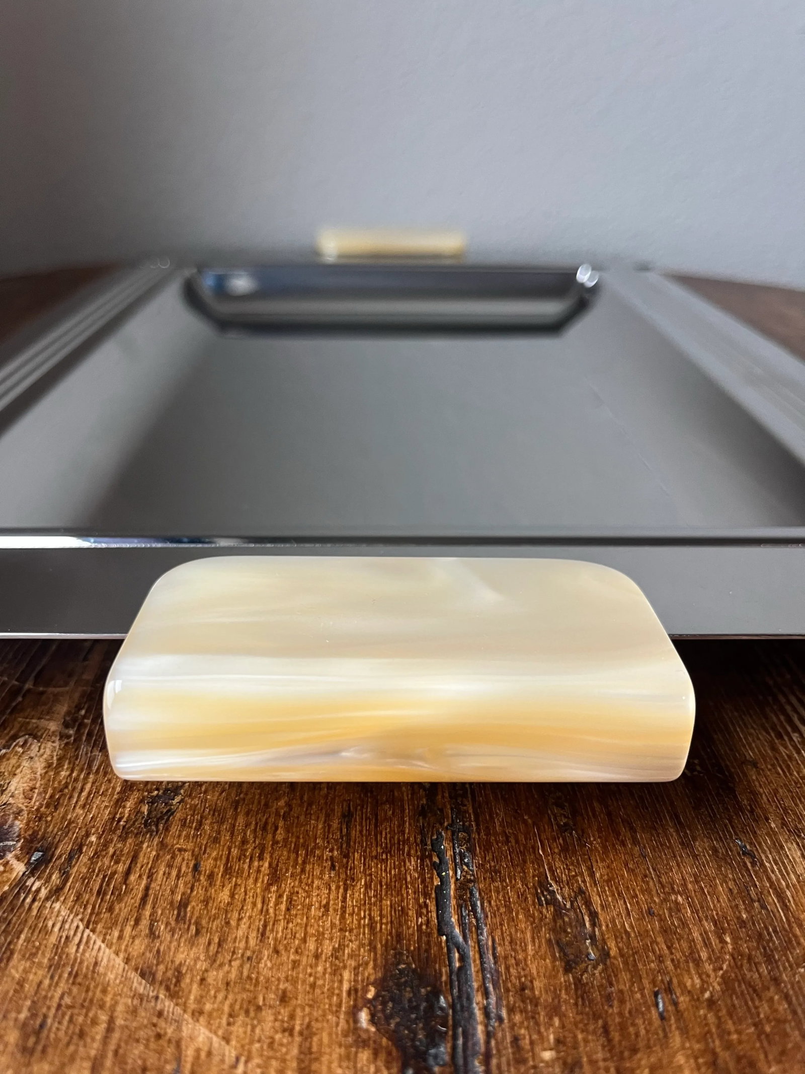 Late 20th Century Jean Couzon Art Deco Style Serving Tray With Mother of Pearl-Like Resin Handles - 3