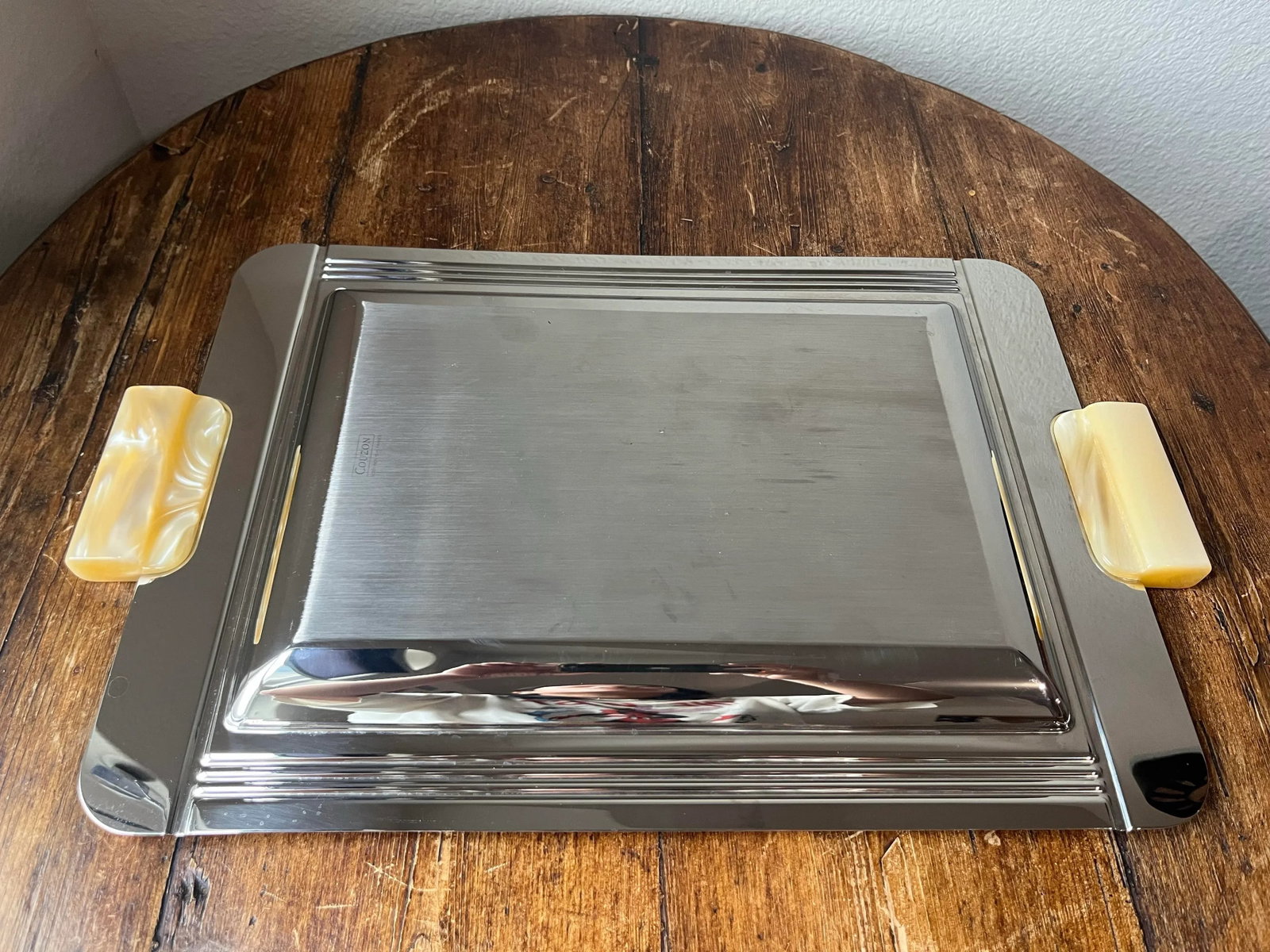 Late 20th Century Jean Couzon Art Deco Style Serving Tray With Mother of Pearl-Like Resin Handles - 6