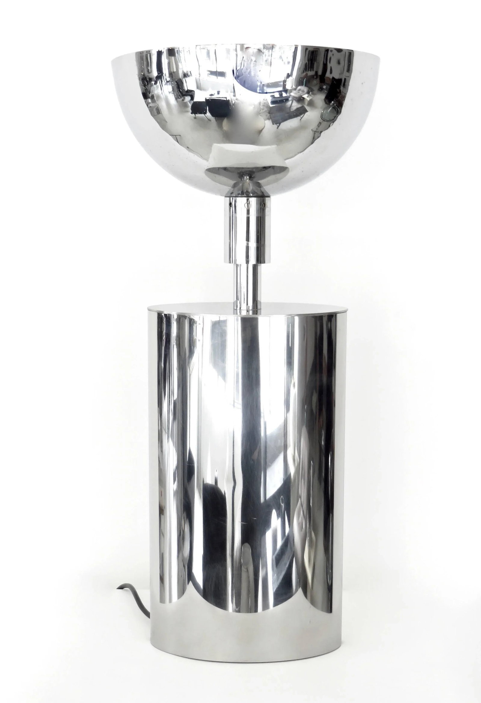 1970s French Chrome-Plated Brass Sculptural Oval Table Lamp - 5