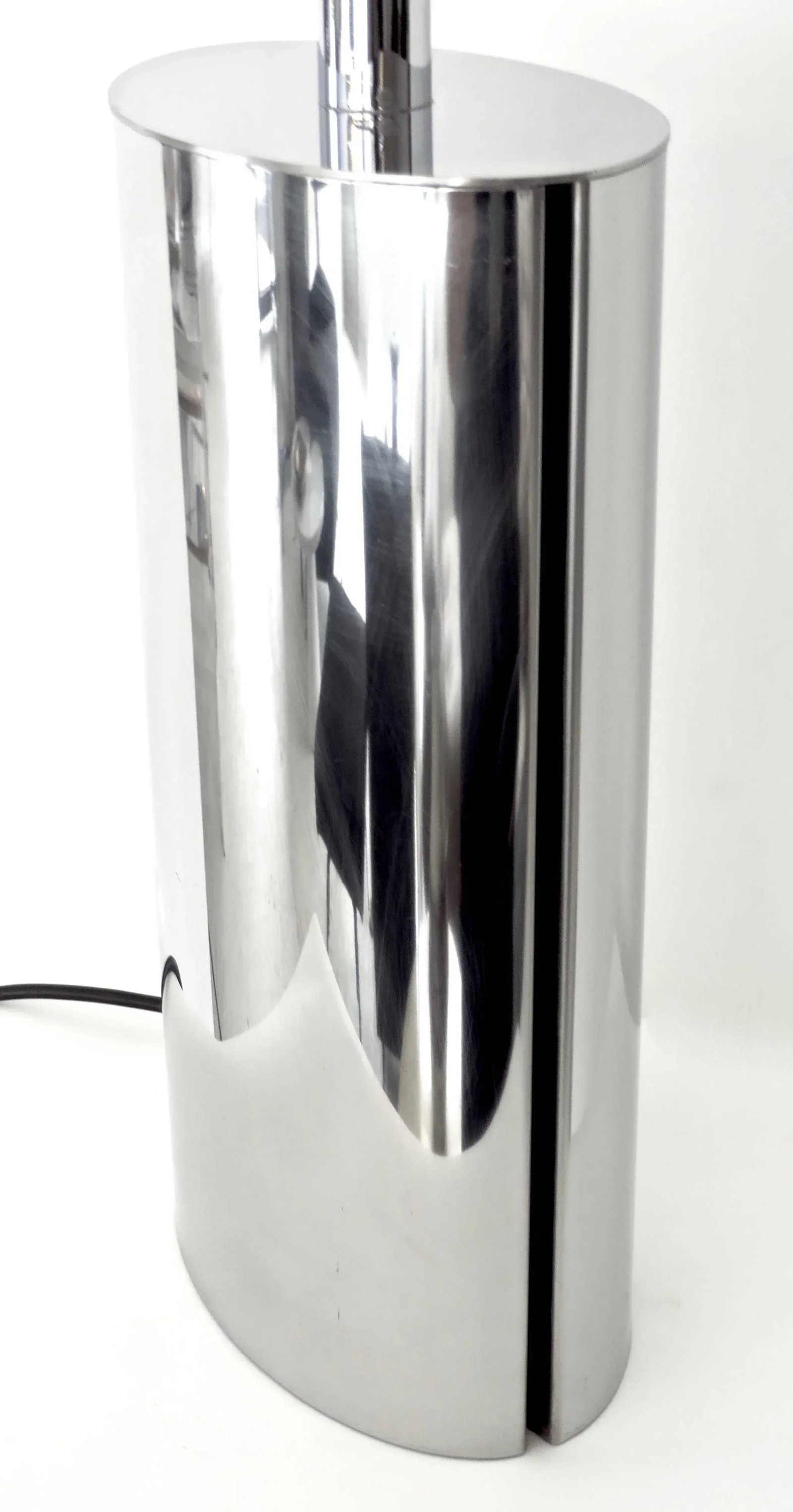 1970s French Chrome-Plated Brass Sculptural Oval Table Lamp - 7