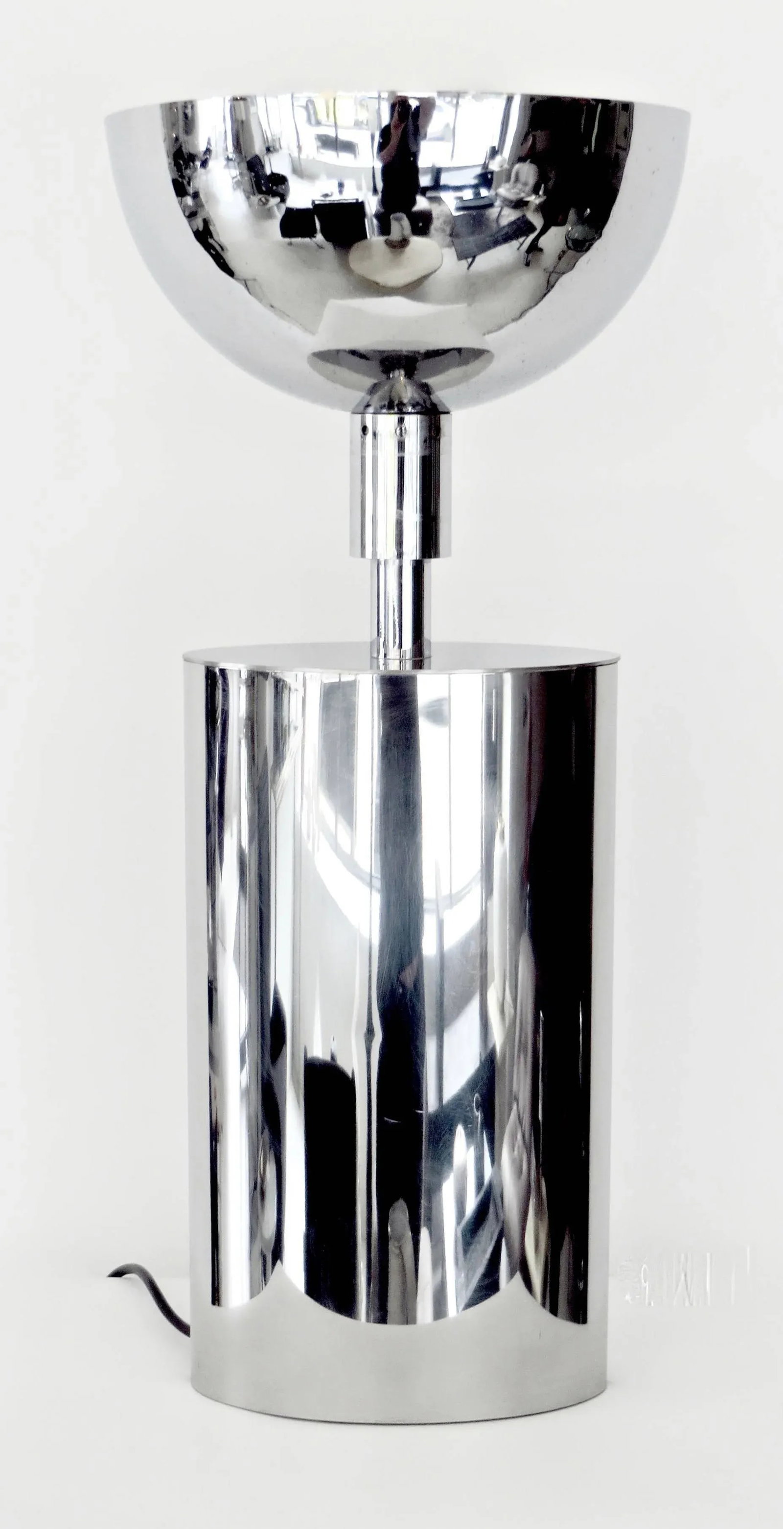 1970s French Chrome-Plated Brass Sculptural Oval Table Lamp - 9