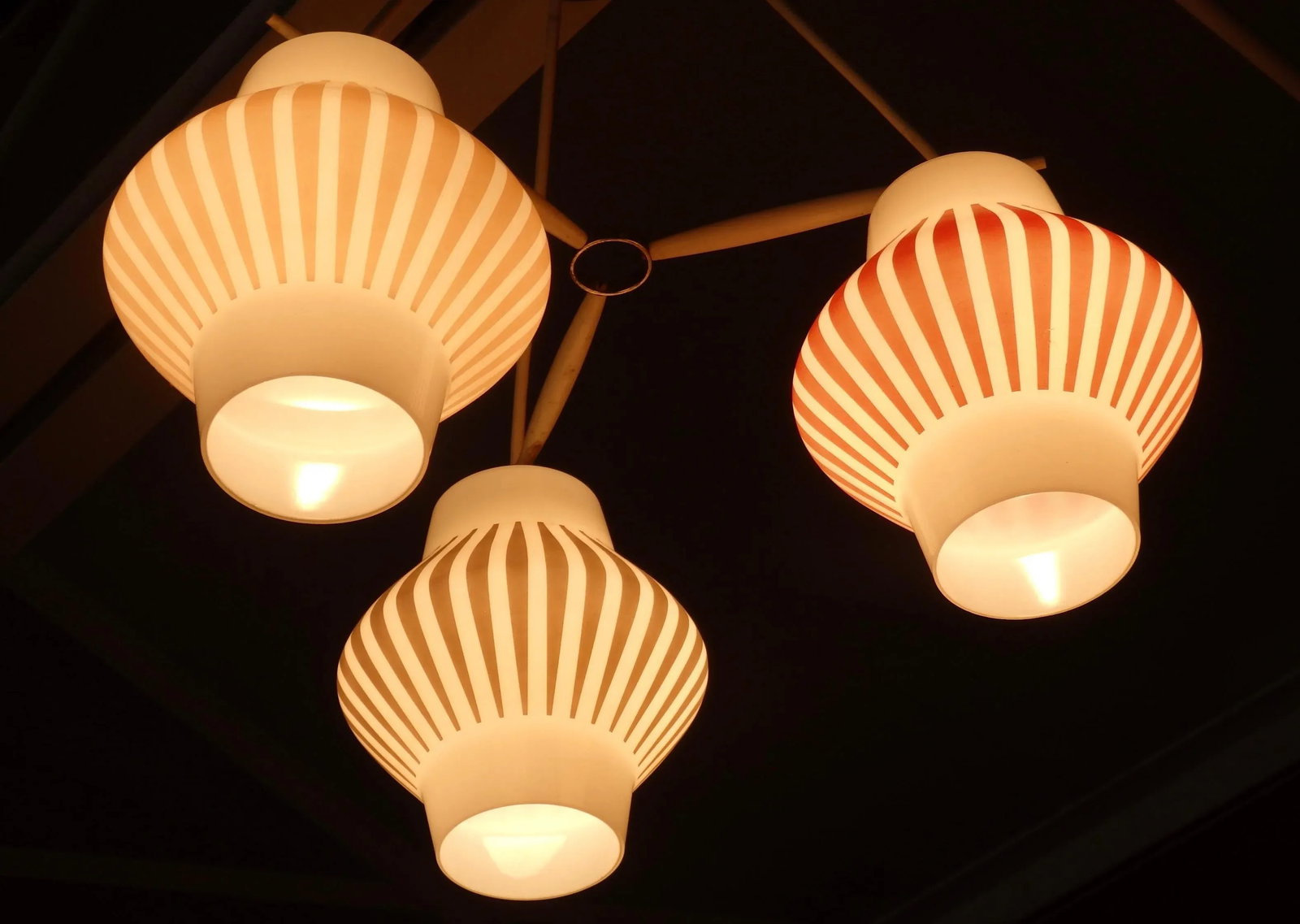 Midcentury Multicolored 3 Globe Hanging Ceiling Light Fixture - 9