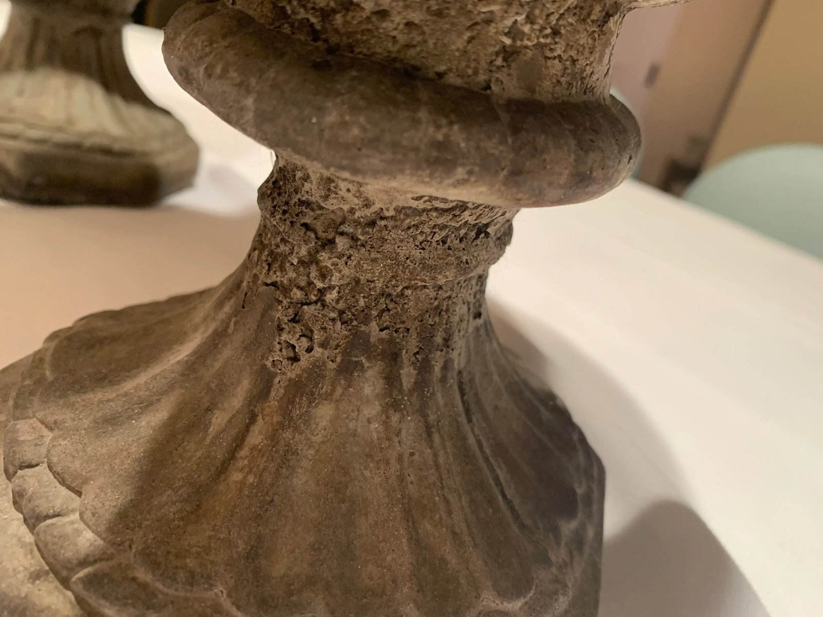 Antique Cast Stone Garden Urns - a Pair - 10