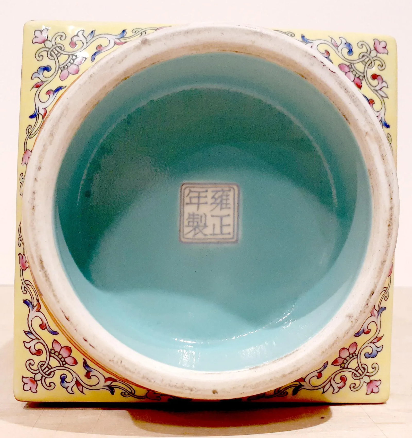 Early 20th Century Chinese Porcelain Landscapes and Garden Scenes Cong Vase - 10