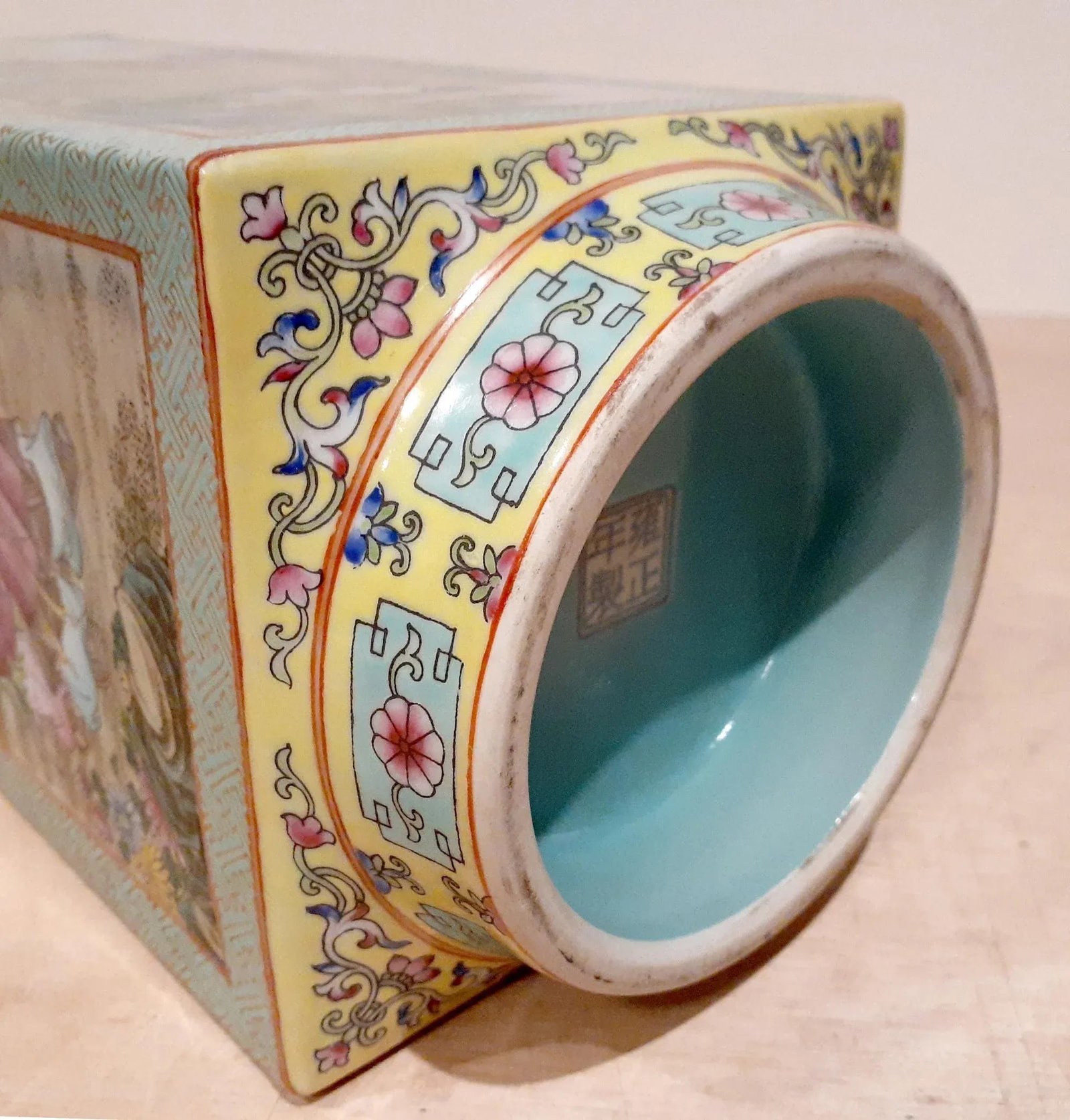 Early 20th Century Chinese Porcelain Landscapes and Garden Scenes Cong Vase - 9