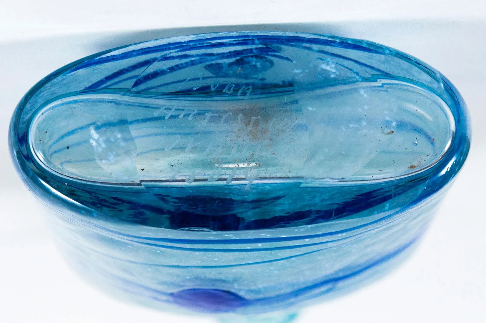 Circa 1970 Art Glass Vase, Bertil Vallien, Kosta Boda, Sweden - 8