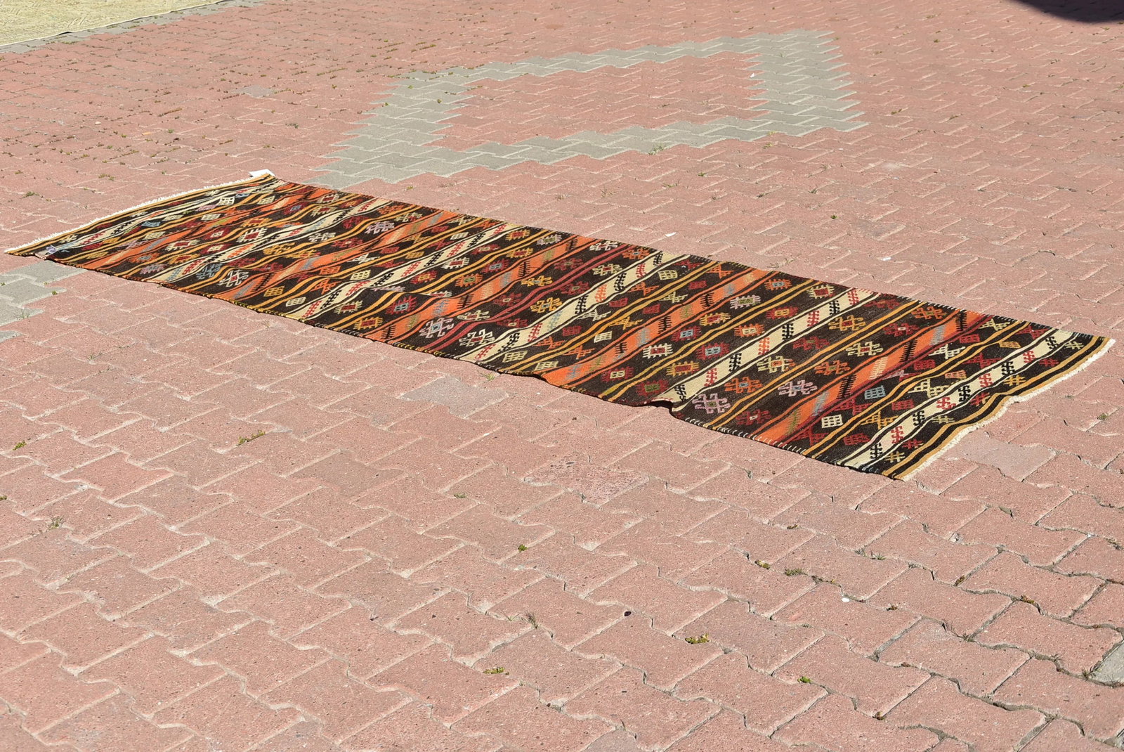 1970s Rustic Style Handmade Oushak Turkish Kilim Runner Rug - 3