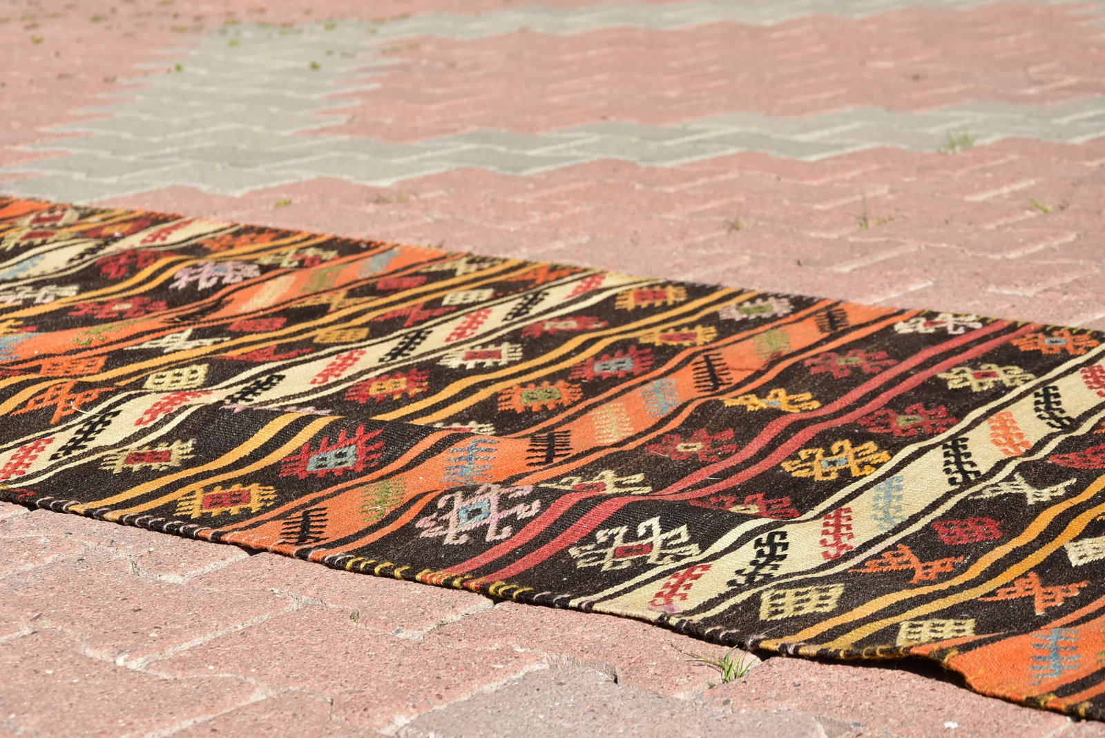 1970s Rustic Style Handmade Oushak Turkish Kilim Runner Rug - 4