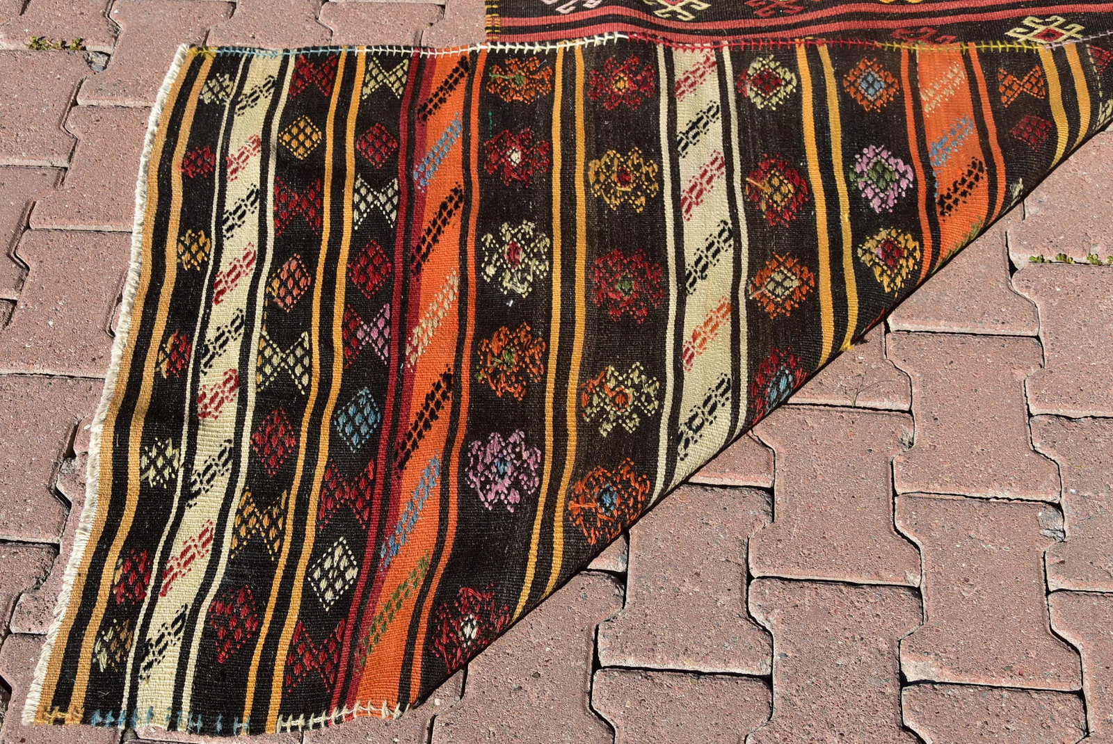 1970s Rustic Style Handmade Oushak Turkish Kilim Runner Rug - 9
