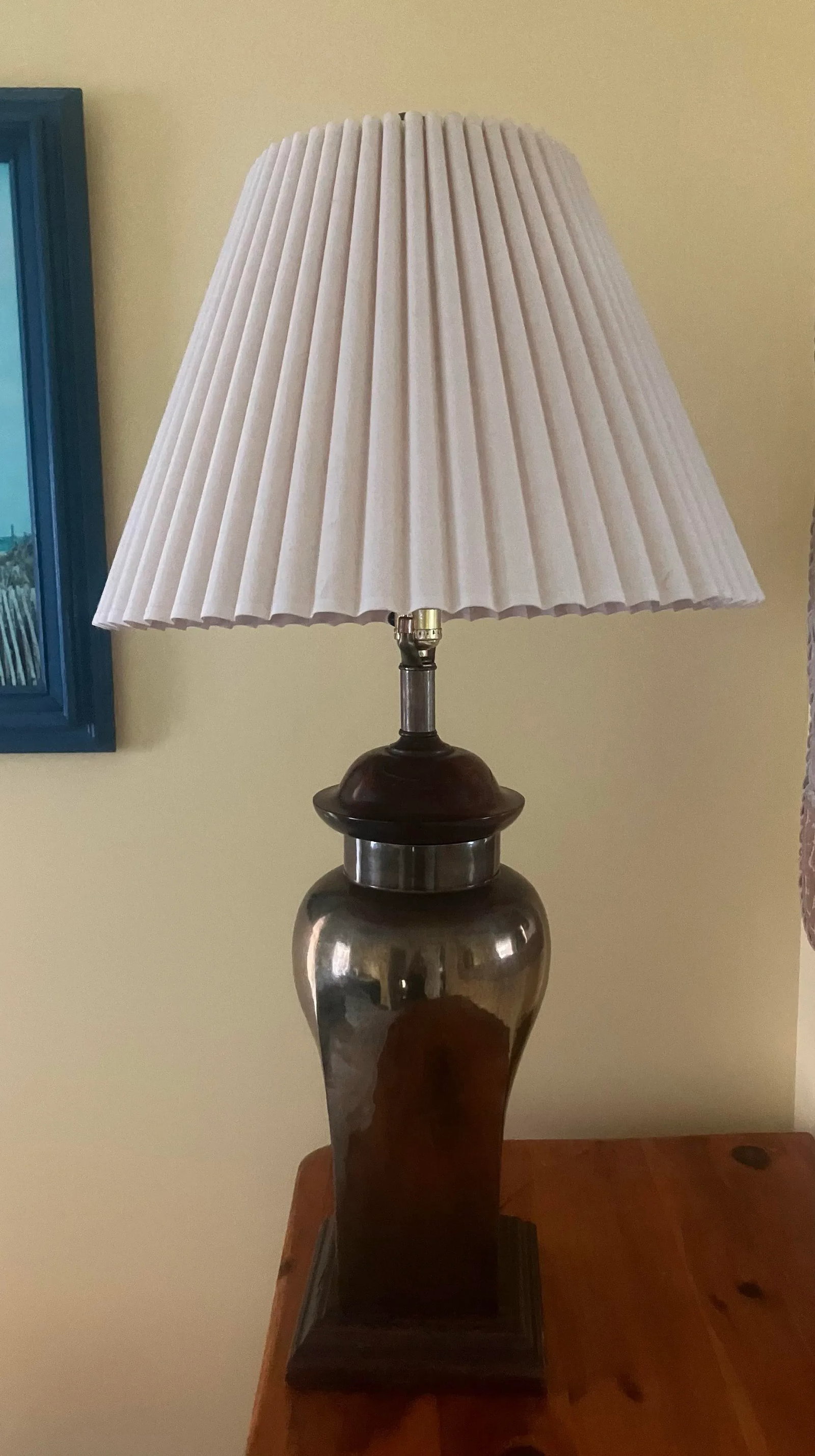 Large Brass Ginger Jar Brass and Wood Design Bottom Wood and Capped Off With Round Wood Top. Stunnin - 2