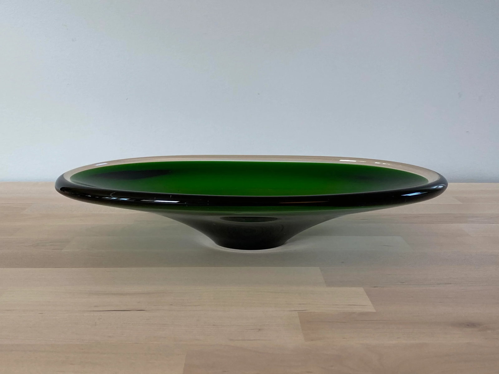 Early 1950s Oval Green Glass Sommerso Console Bowl Attributed to Erickson Glass - 7