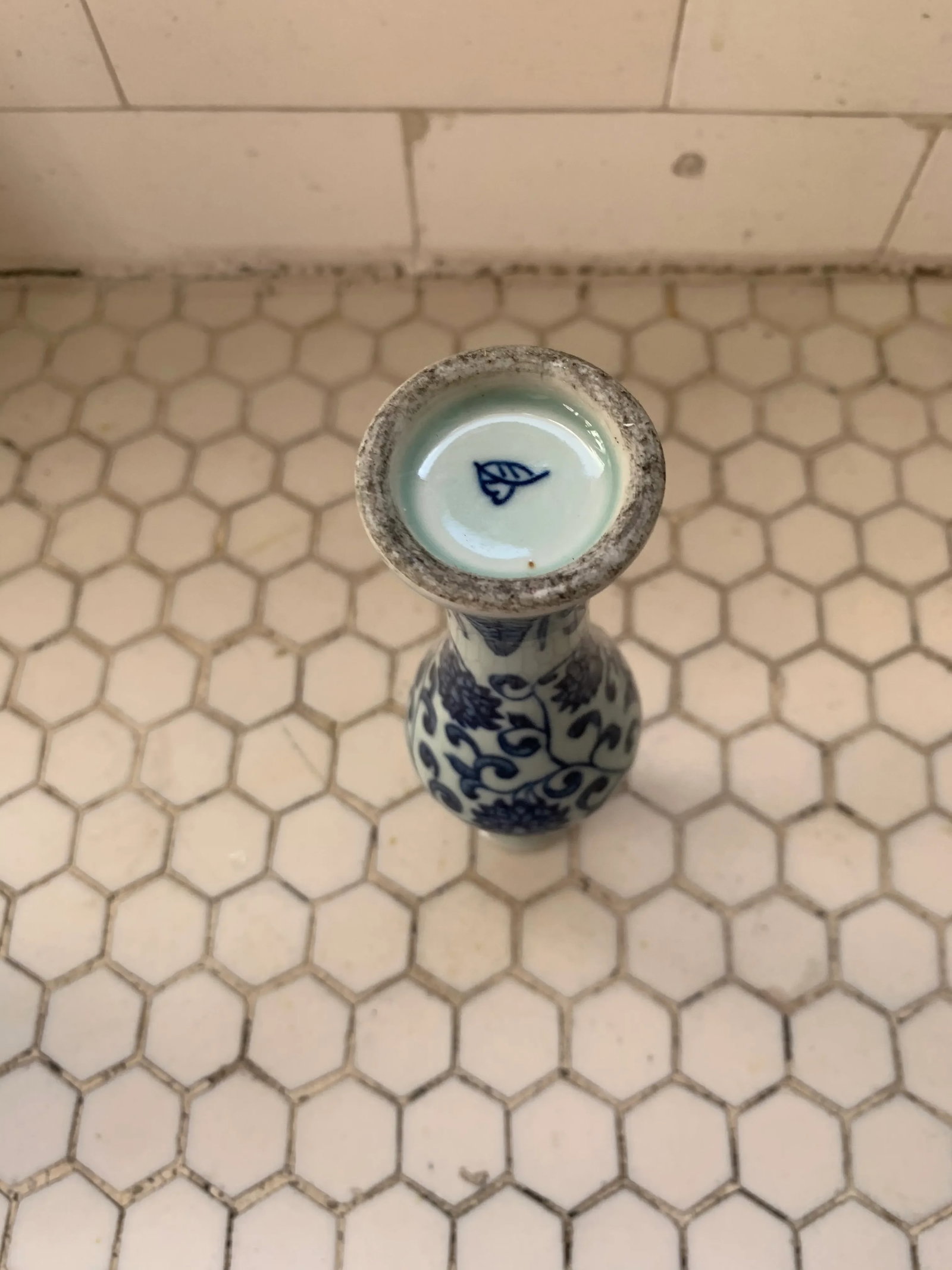 Blue & White Porcelain Floral Chinoiserie Vases Set of 3 - 12