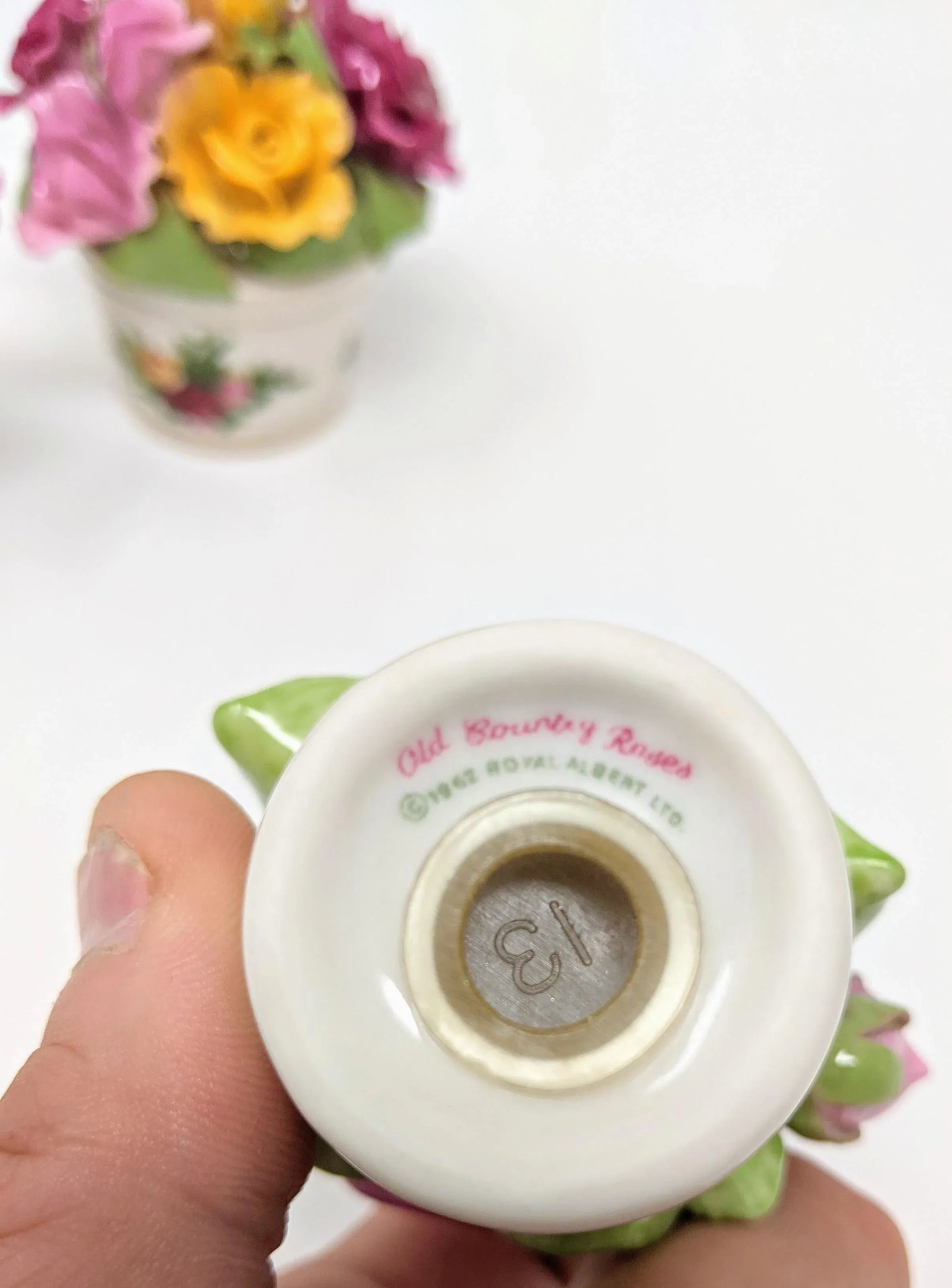Vintage 1980s Ultra Rose, Yellow, Gold Colored Royal Doulton White Salt and Pepper Set With Decorati - 10