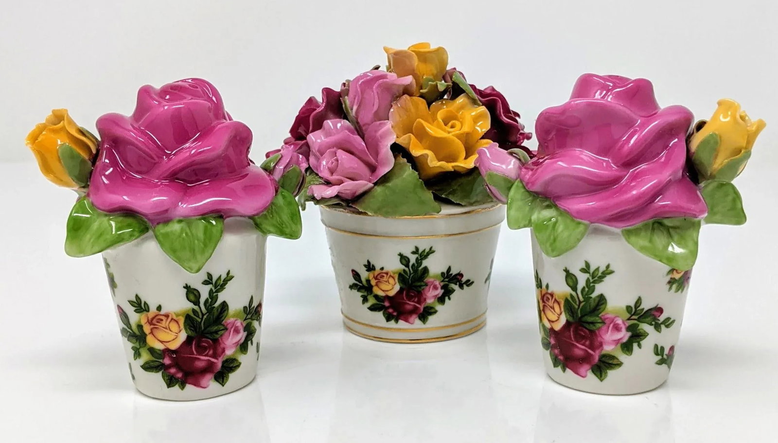 Vintage 1980s Ultra Rose, Yellow, Gold Colored Royal Doulton White Salt and Pepper Set With Decorati - 13