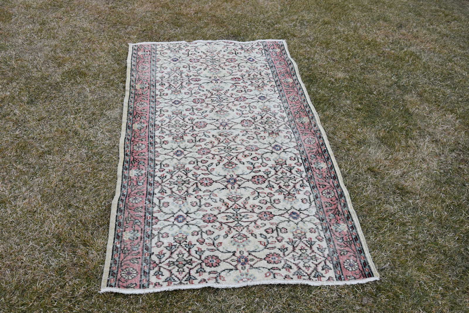 1980s Turkish Beige Floral Oushak Rug - 13