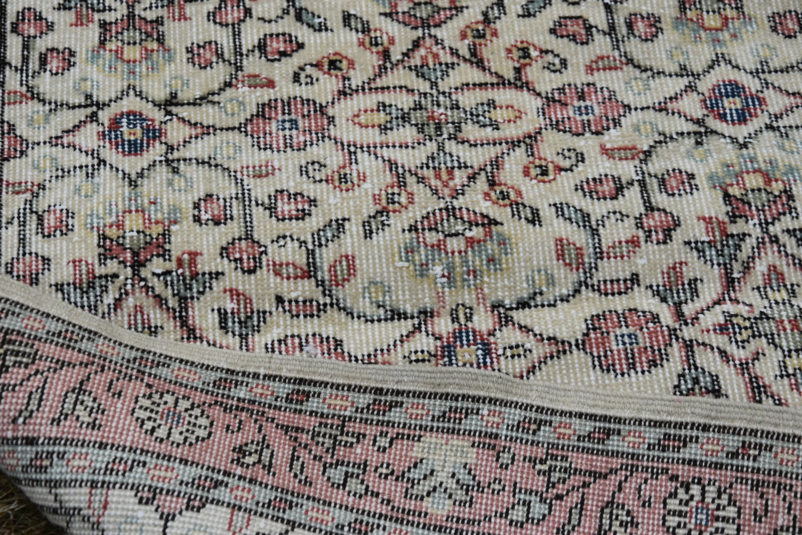 1980s Turkish Beige Floral Oushak Rug - 7
