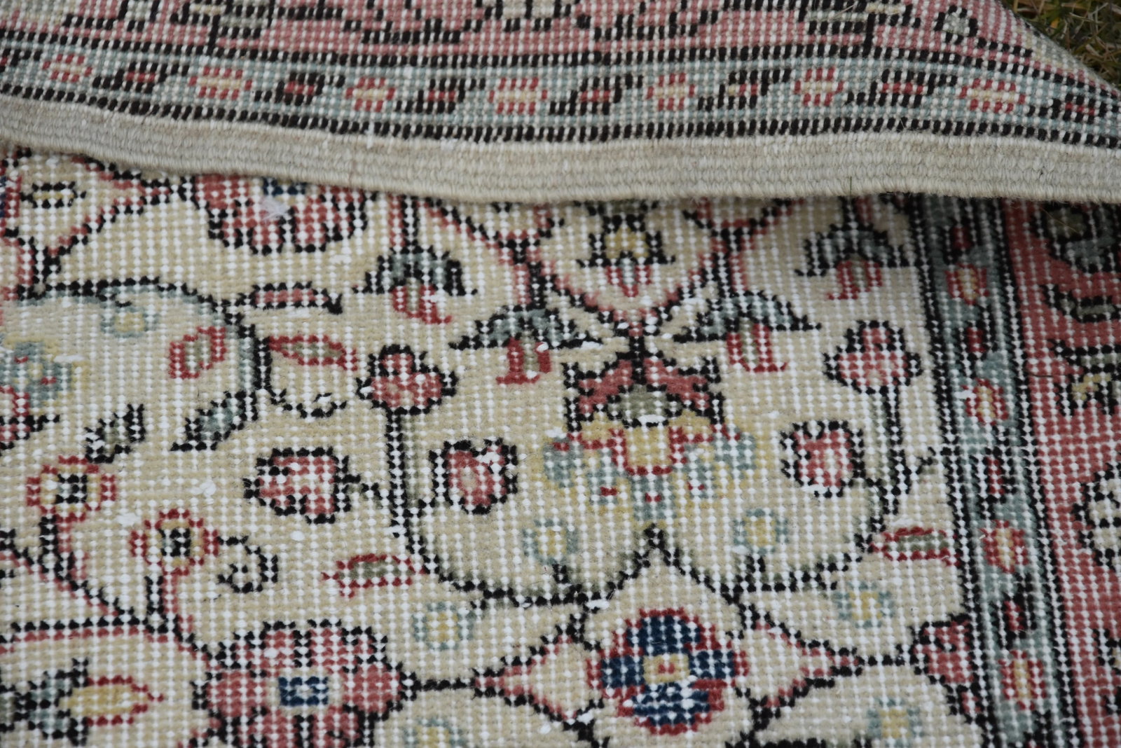 1980s Turkish Beige Floral Oushak Rug - 8
