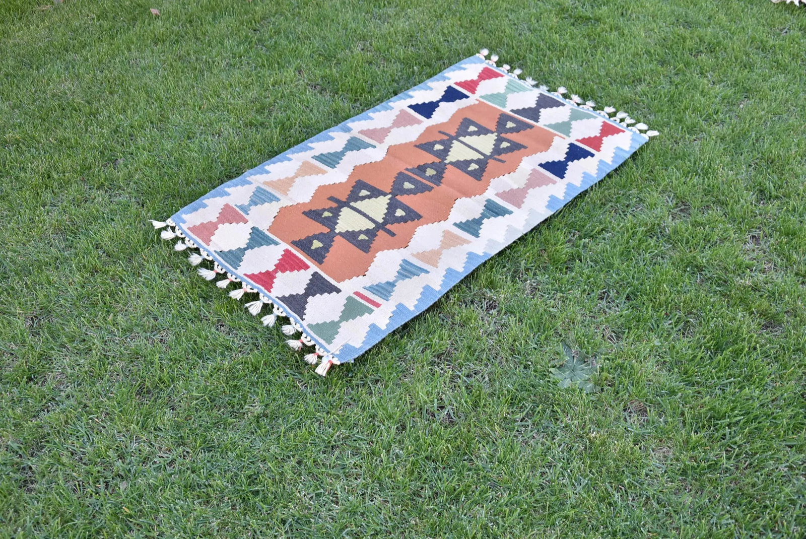 1980s Tribal Cream Geometric Kilim - 4