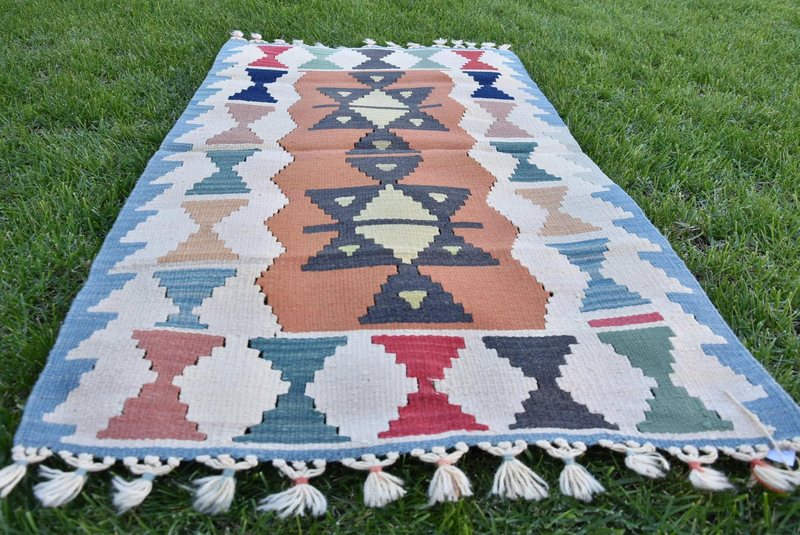 1980s Tribal Cream Geometric Kilim - 5