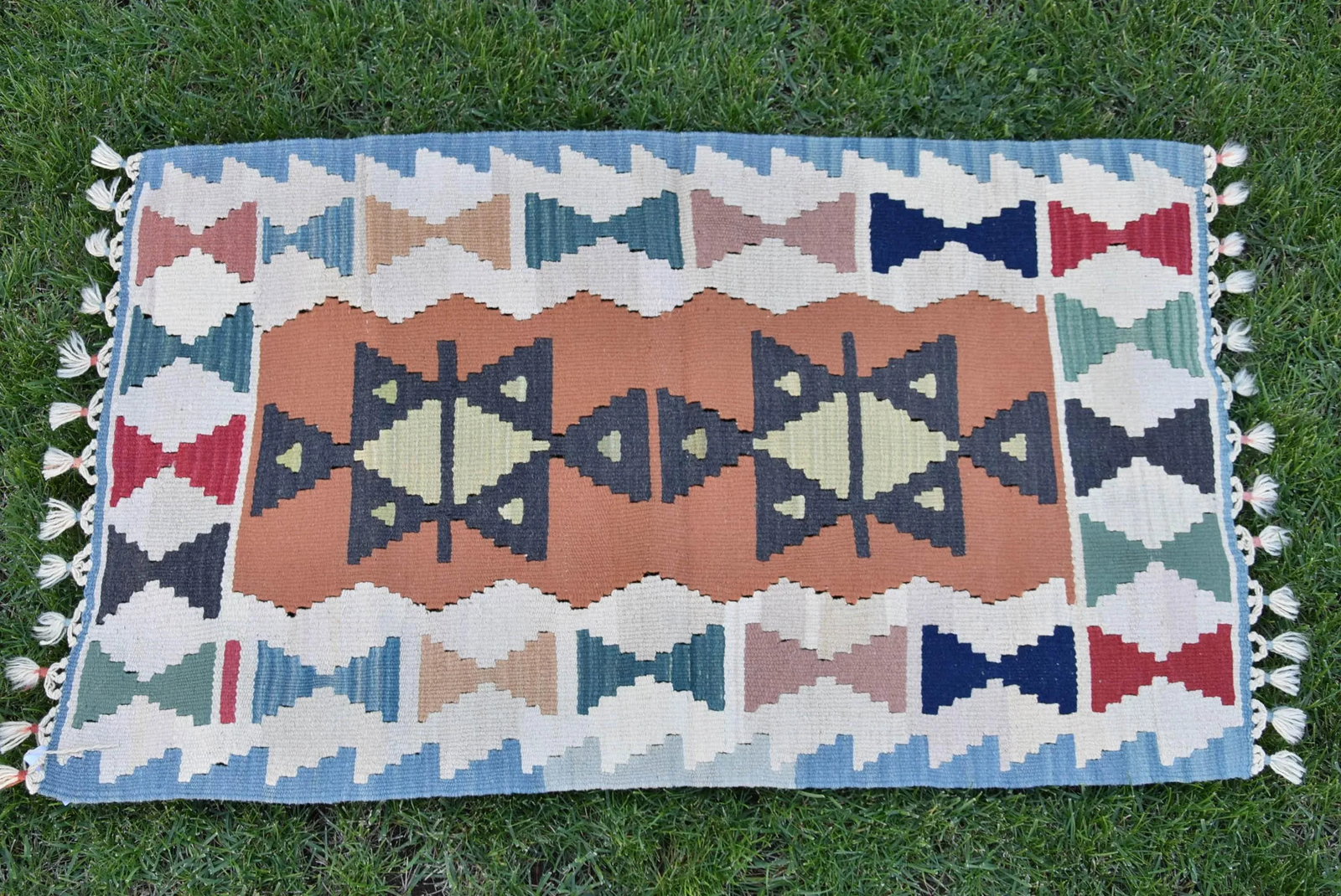 1980s Tribal Cream Geometric Kilim - 7
