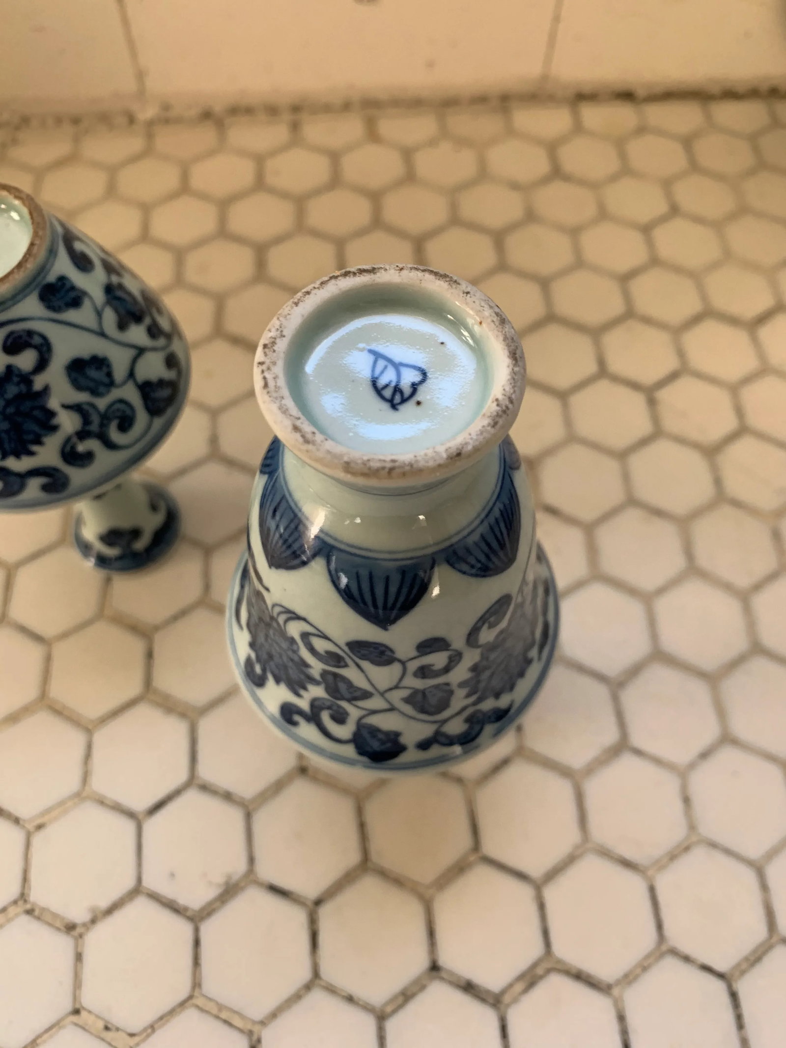 Blue & White Porcelain Chinoiserie Vases Pair - 6