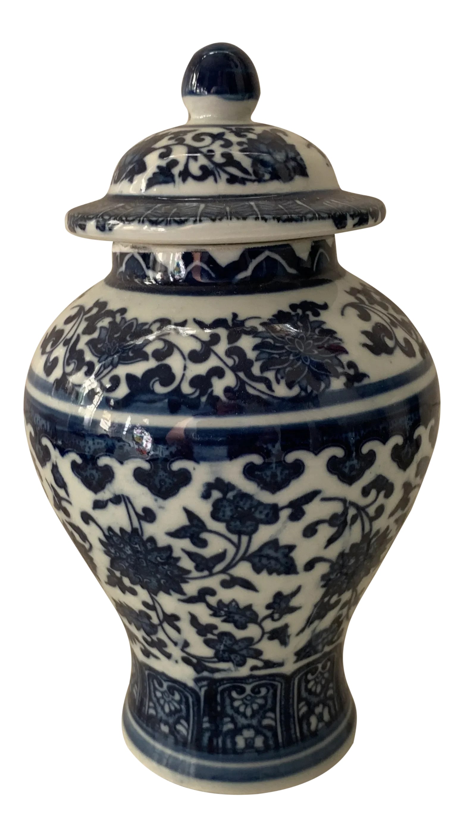 Blue & White Porcelain Floral Chinoiserie Vase Jar: Chinese vase/jar with floral blue-and-white chinoiserie transfer pattern. Artist stamp on underside. Condition: Alterations: Original Condition Unaltered Imperfections: Some Imperfections Condition No