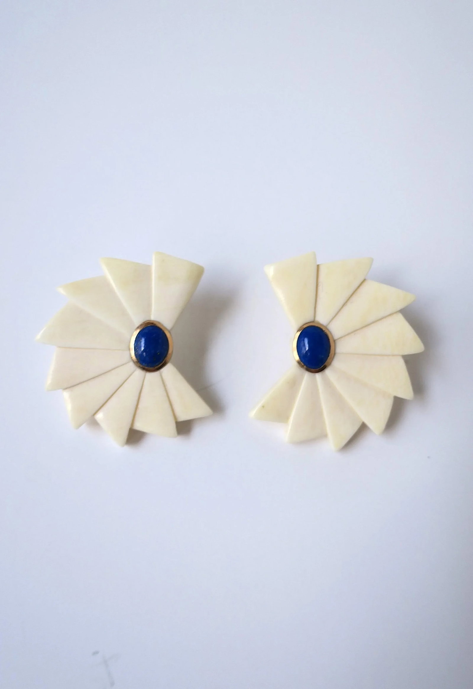 Art Deco 14kt Gold and Blue Lapis Earrings, Pair, Circa 1980s 1990s - 2