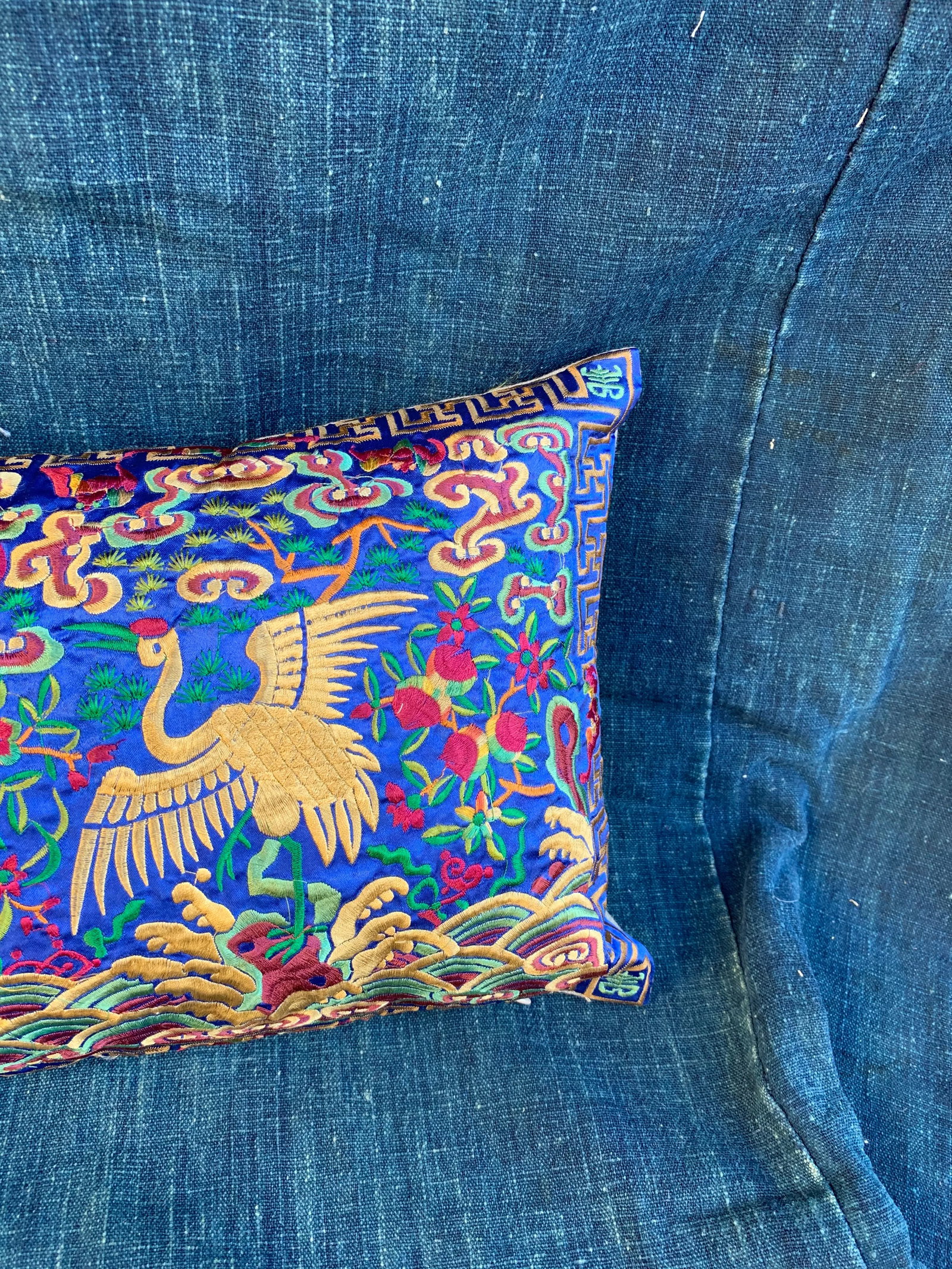Hollywood Regency Royal Blue & Gold Asian Silk Crane Chinoiserie Boudoir Pillow - 4