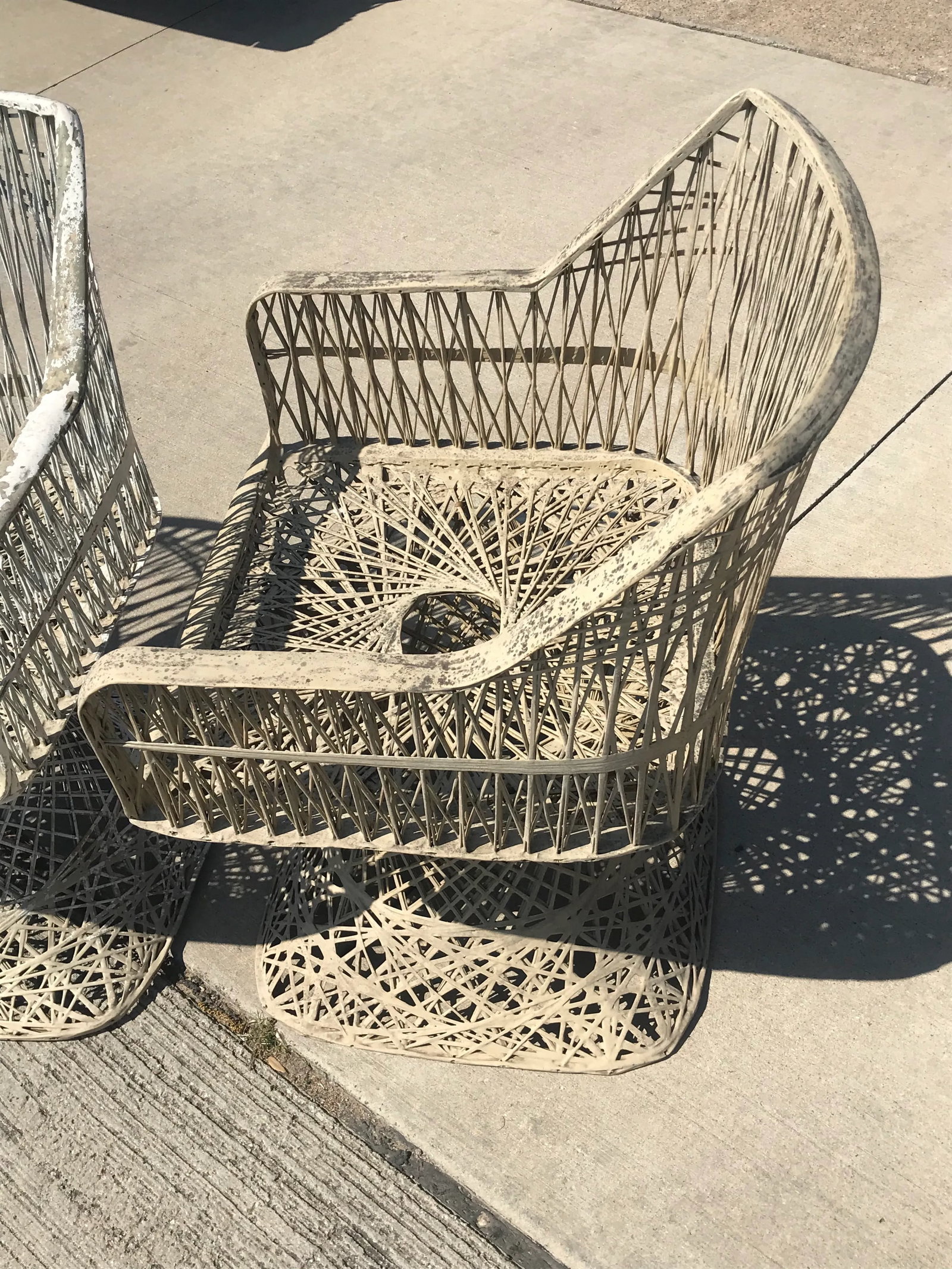 Mid-Century Modern Russell Woodard Spun Fiberglass Patio Set - 5