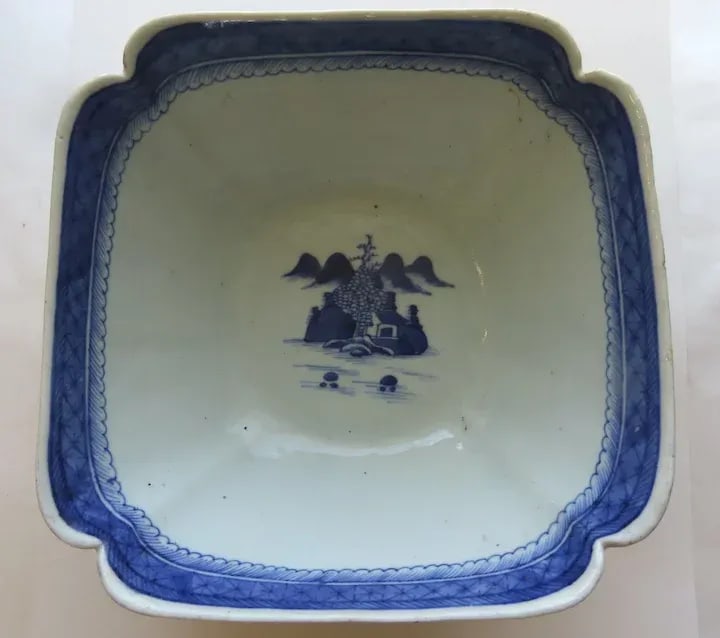 Chinese Export Blue and White Canton Bowl - 5