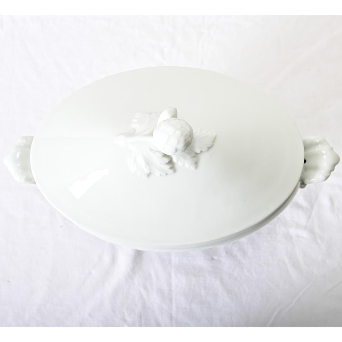 French 19th Century Ironstone Oval Tureen - 3