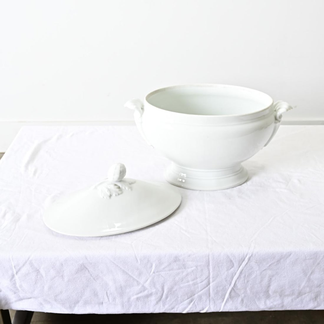 French 19th Century Ironstone Oval Tureen - 4