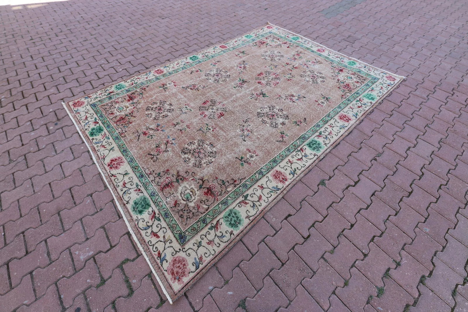 1980s English Green Floral Area Rug - 2