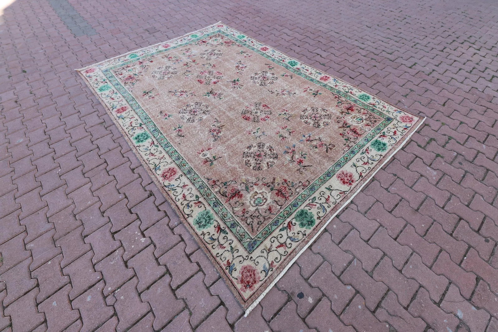 1980s English Green Floral Area Rug - 3