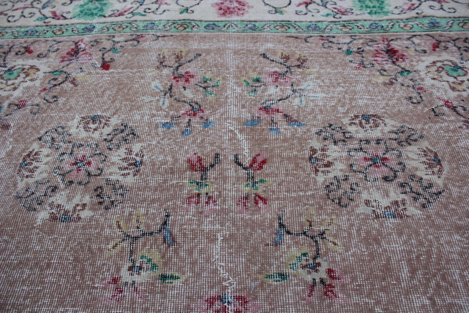 1980s English Green Floral Area Rug - 9