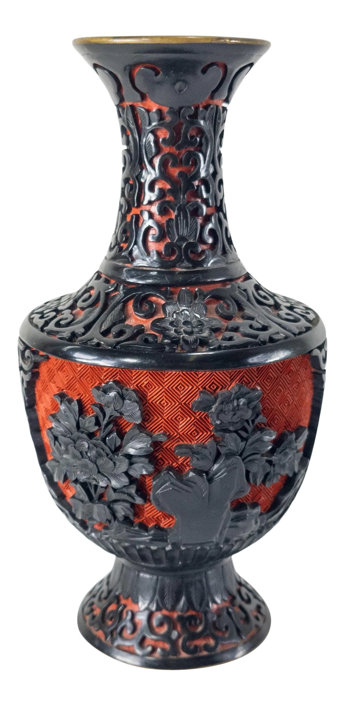 Chinese Chinoiserie Black and Red Cinnabar Lacquer Vase: We are selling this vintage Chinese cinnabar lacquer style vase. This two tone black and red vase has carved floral decoration and typical floral scrolls on a gilt brass body with blue enamel on the i