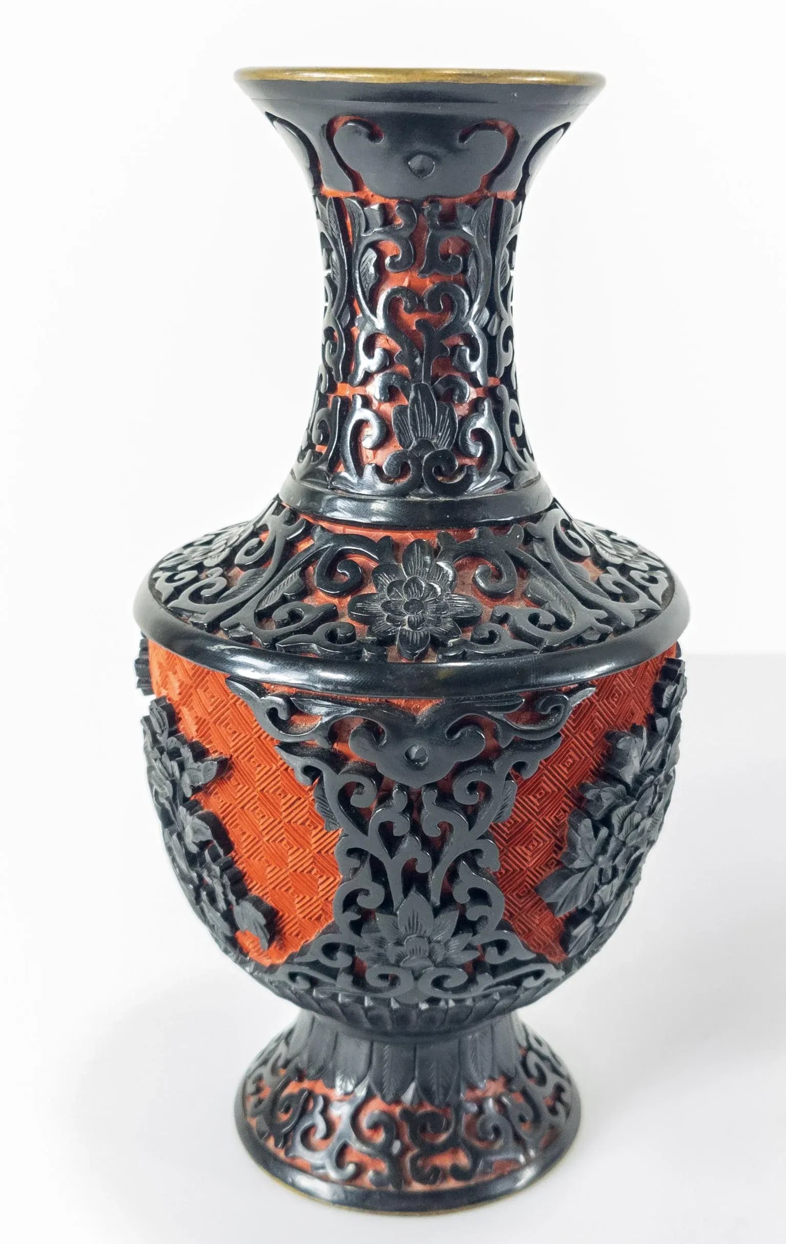 Chinese Chinoiserie Black and Red Cinnabar Lacquer Vase - 6