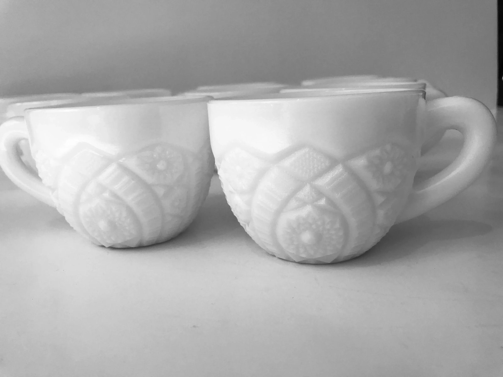 1930s Westmoreland McKee Milk Glass Punch Bowl Set- 25 Pieces - 10