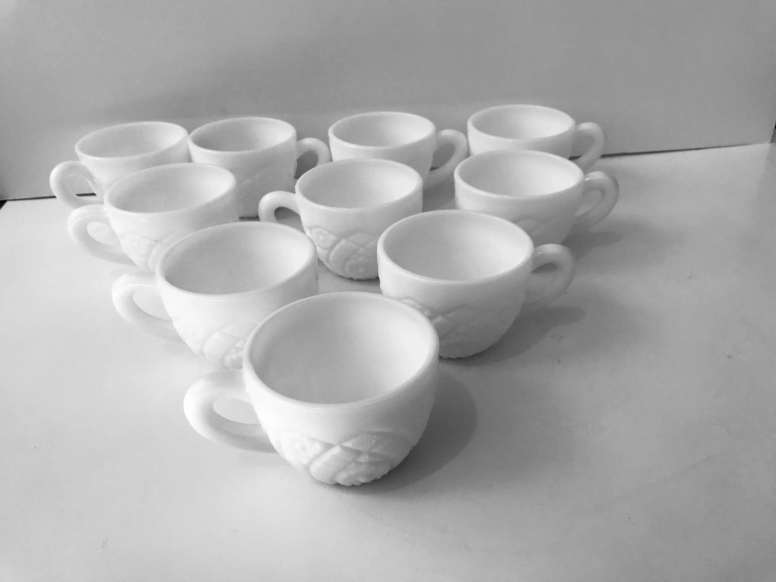 1930s Westmoreland McKee Milk Glass Punch Bowl Set- 25 Pieces - 9